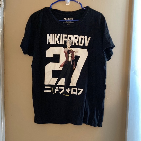 YURI on Ice Top - Picture 2 of 5